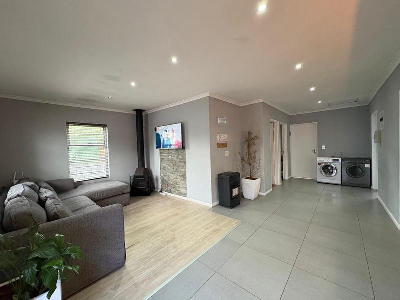2 Bedroom Property for Sale in Hagley Western Cape